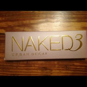 Xxxxxxxx SOLD IN BUNDLE! 2 NAKED 3 PALATTESxxxxxxx