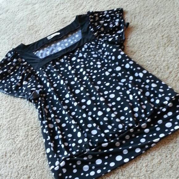 Polka Dot Top - Picture 2 of 3