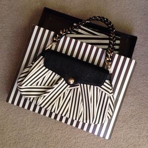 Item for @slimtrimwaist-Henri Bendel leather purse