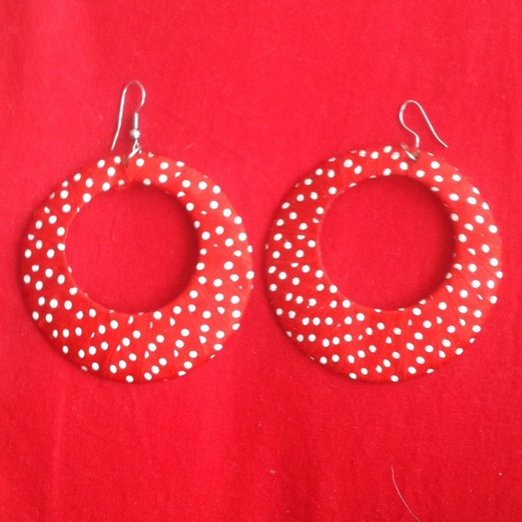 😱 POLKA DOT EARRINGS 😱