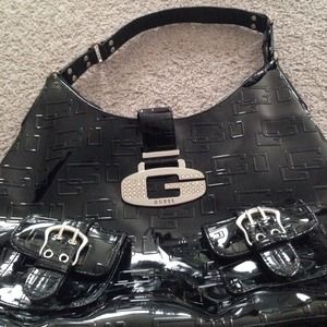 Gorgeous authentic guess bag