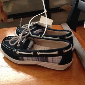 Sperry inspired navy/plaid boat shoes