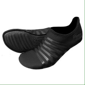 Slip-on Playa Minimalist Athletic Shoe
