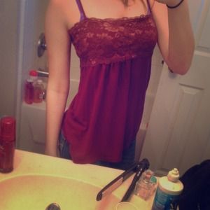 Maroon tank top with lace