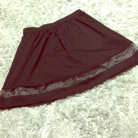 💀SOLD ON VINTED💀 mesh trimmed skater skirt