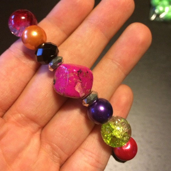 multi-colored braclet - Picture 2 of 4