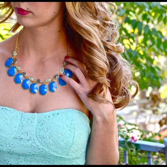 Blue & Mint statement piece. - Picture 1 of 2