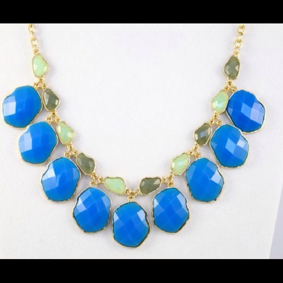 Blue & Mint statement piece. - Picture 2 of 2