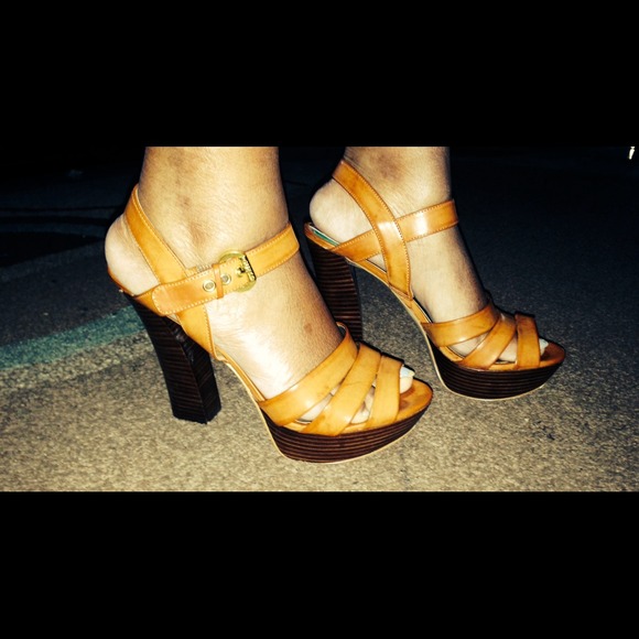 Guess heels