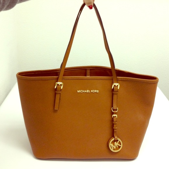 🌟LOWER PRICE! Authentic Michael Kors Small Tote🌟