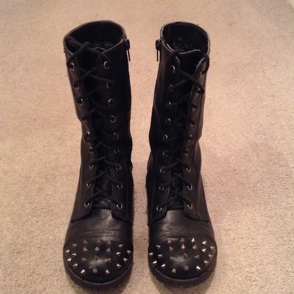 Studded military black boots