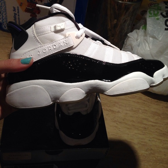 Jordan 6 Rings - Picture 3 of 4