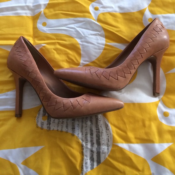 BCBGGeneration pumps