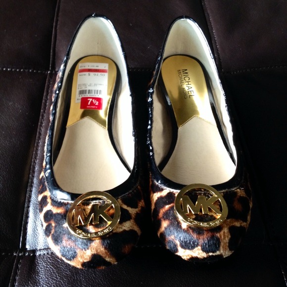 Michael Kors Flats ❤️