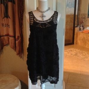 Black Top.  Really Cute with Leggings r Jeans