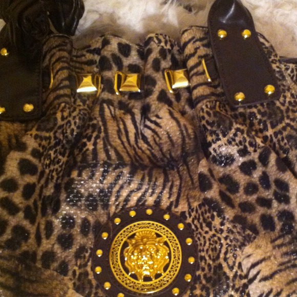 Handbag👜🎀 - Picture 2 of 3