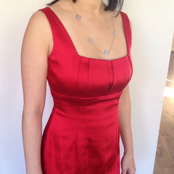 ⛔SOLD⛔ Calvin Klein Red Satin Sheath dress - Picture 2 of 3