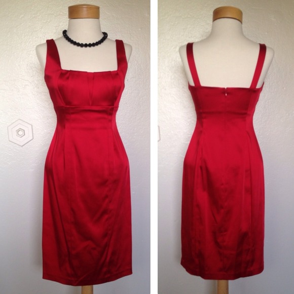 ⛔SOLD⛔ Calvin Klein Red Satin Sheath dress - Picture 3 of 3