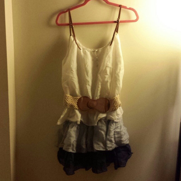 *Reposh* Fun light summer dress!