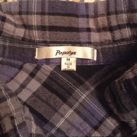 Plaid blue, grey, and black crop top medium - Picture 3 of 3