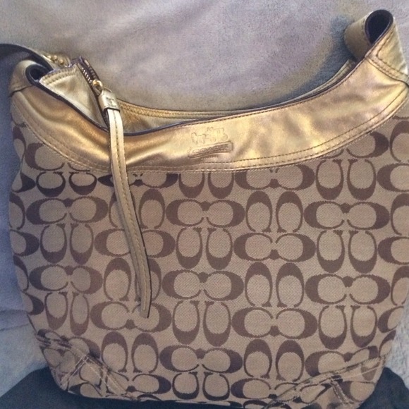 Coach Sig Jacquard Khaki/Gold/Leather Set. - Picture 2 of 4