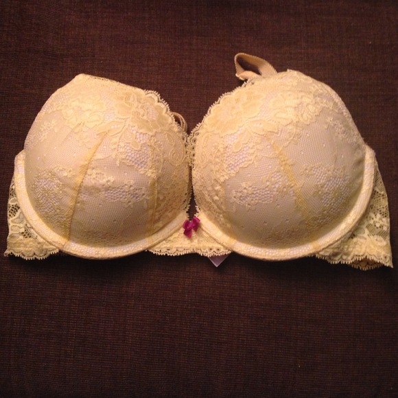 Victoria's Secret Other - 3 Victoria's Secret dream angels push up bras