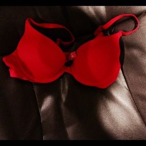 VS PINK Wear Everywhere Bra!