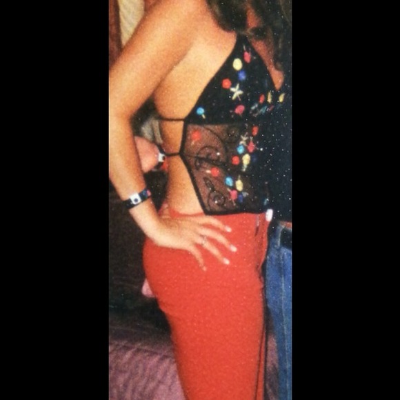 Backless flower top - Picture 3 of 3