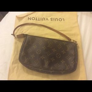 Louis Vuitton clutch