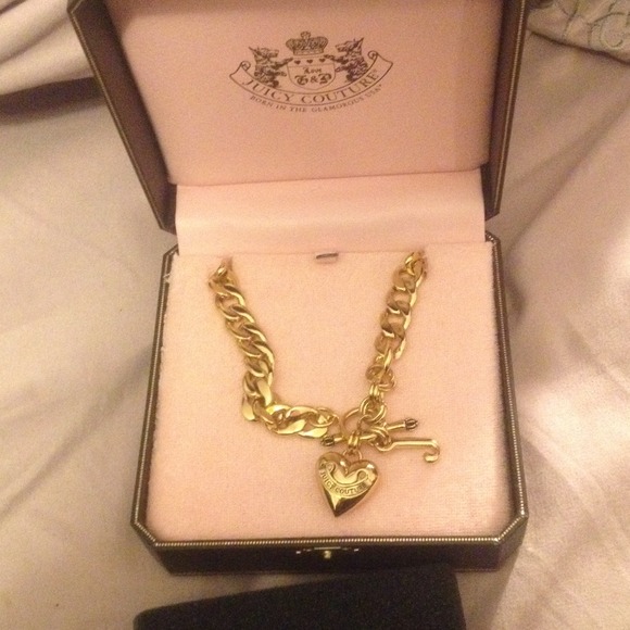 🚫 Gold Juicy Couture Necklace
