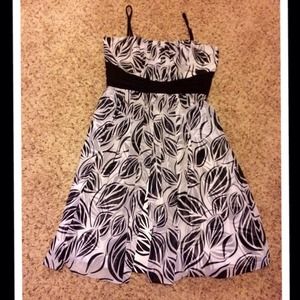 White House Black Market Dress