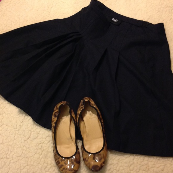 D&G navy skirt size M
