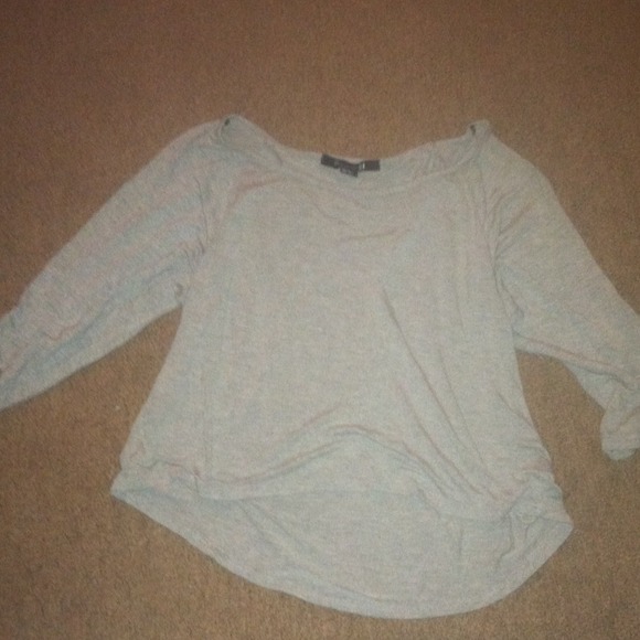 Grey flowy shirt - Picture 1 of 2