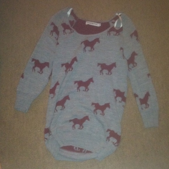 Horse sweater - Picture 1 of 2