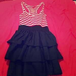 Red❤️& White striped dress!