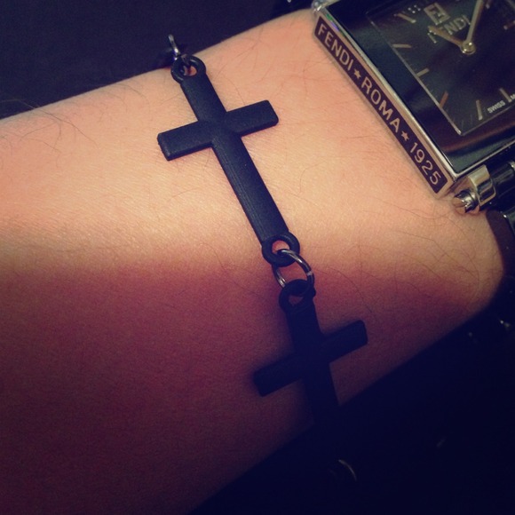 Cross bracelet