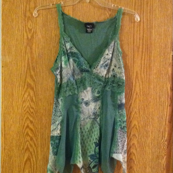 Sz Med green tank
