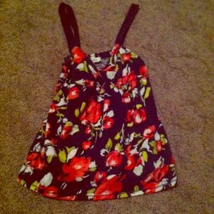 Abercrombie floral top XL YOUTH   Xs/s in women's