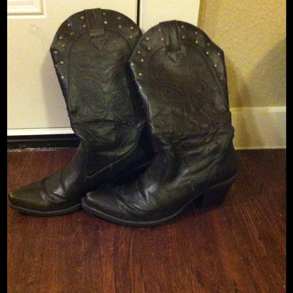Charlotte Russe Boots - ✂️Sale✂️Studded Cowgirl boots