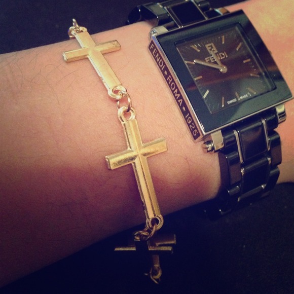 Cross bracelet