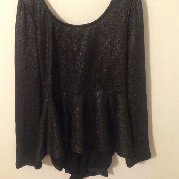 Open back peplum top - Picture 2 of 2