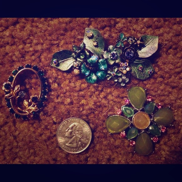 Beautiful vintage brooches!