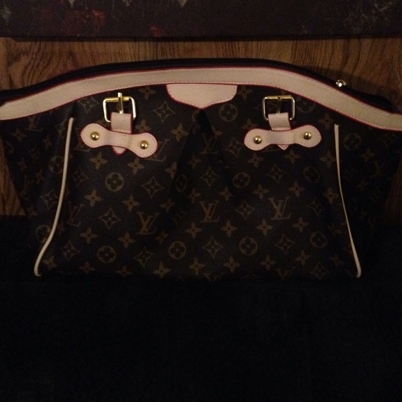 Handbag