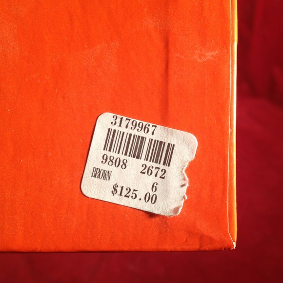 NWT Charles by Charles David lace-up bootie. - Picture 3 of 4