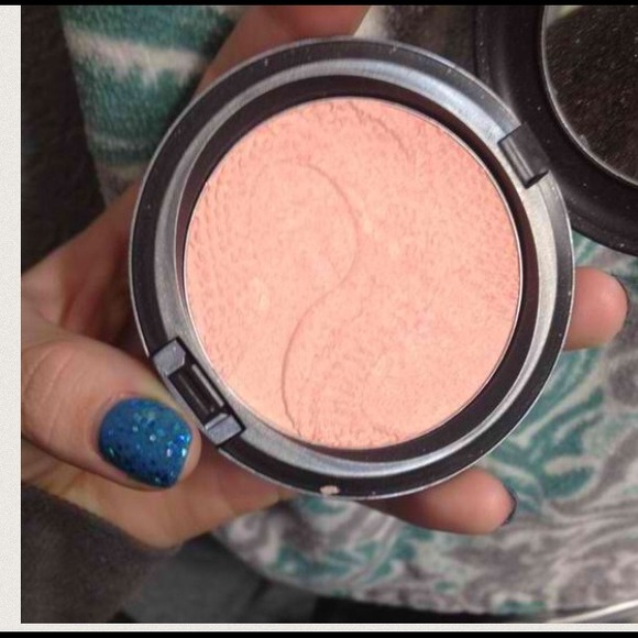 Bundle mac skinfinish and gloss set