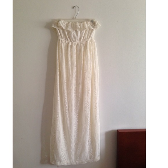 Vintage lace Dress - Picture 3 of 4