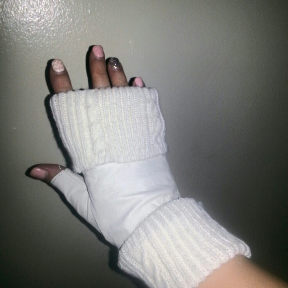 Stylish Fingerless Gloves