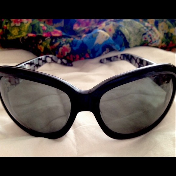 Auth Kate Spade tortoise black sunnies sunglasses