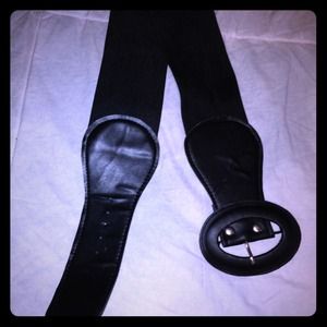 Black high waste belt