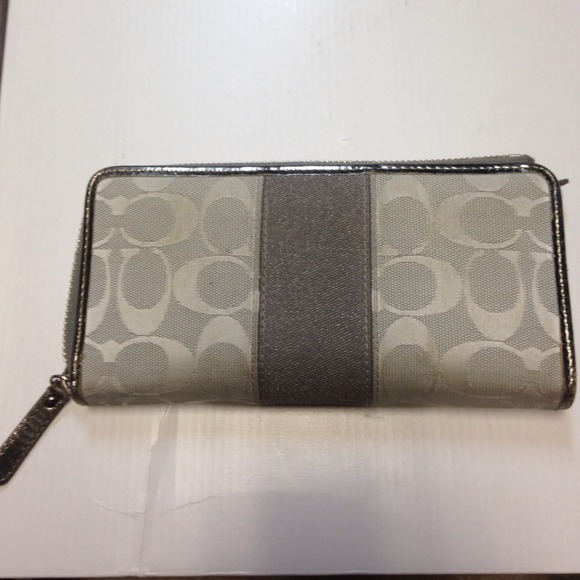 Coach Wallet - Picture 2 of 3